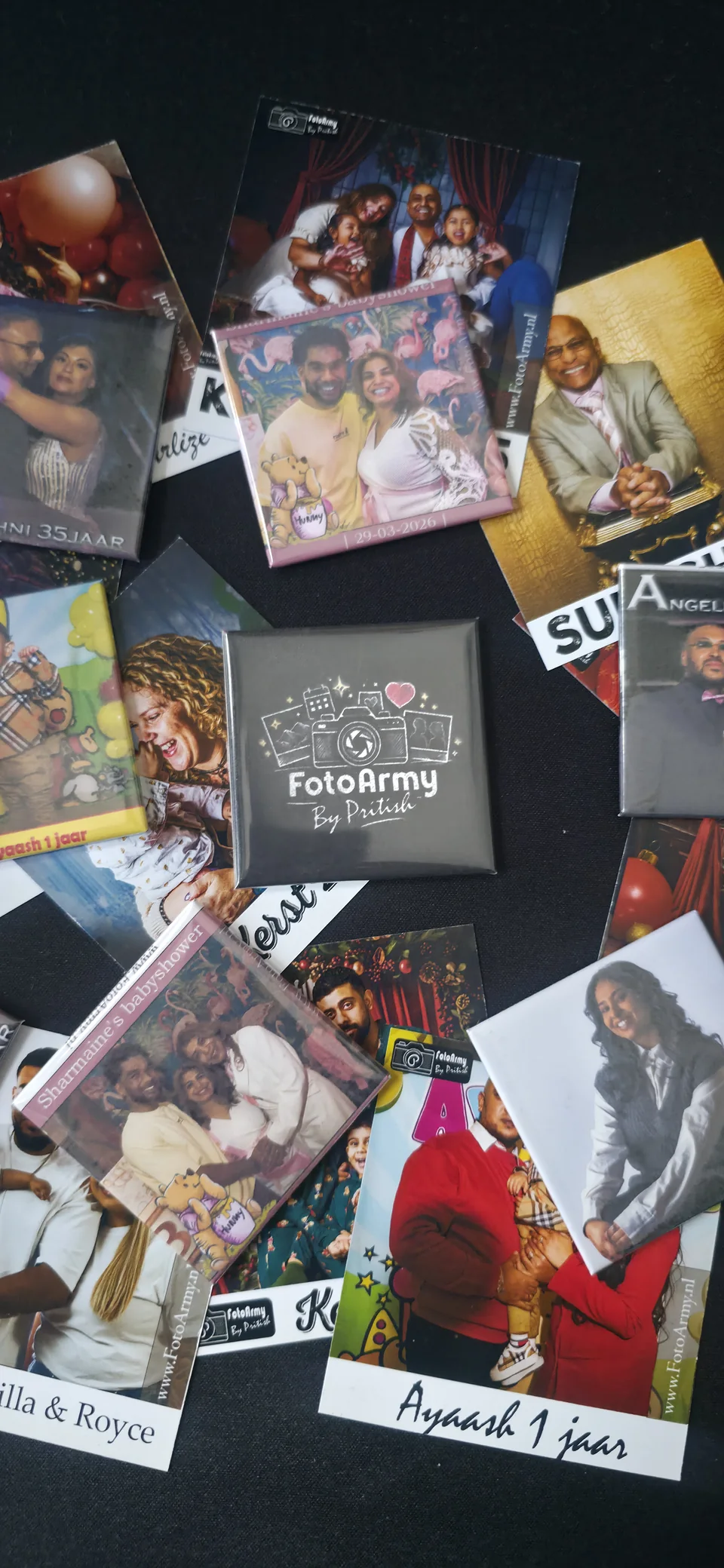 Verzameling FotoArmy-fotomagneten met verschillende persoonlijke ontwerpen